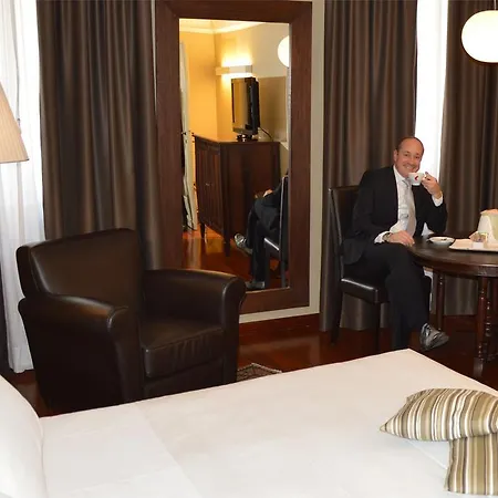 Hotel Astoria Italia 4*