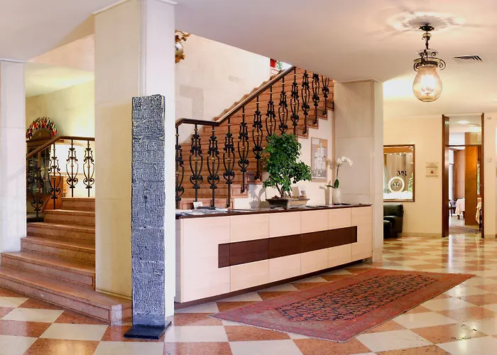 Astoria Italia Hotel 4*