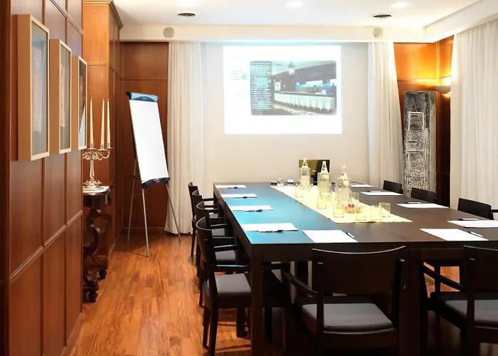 Astoria Italia Hotel 4*