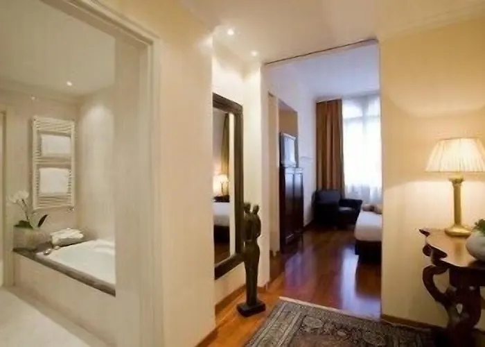 Hotel Astoria Italia 4*