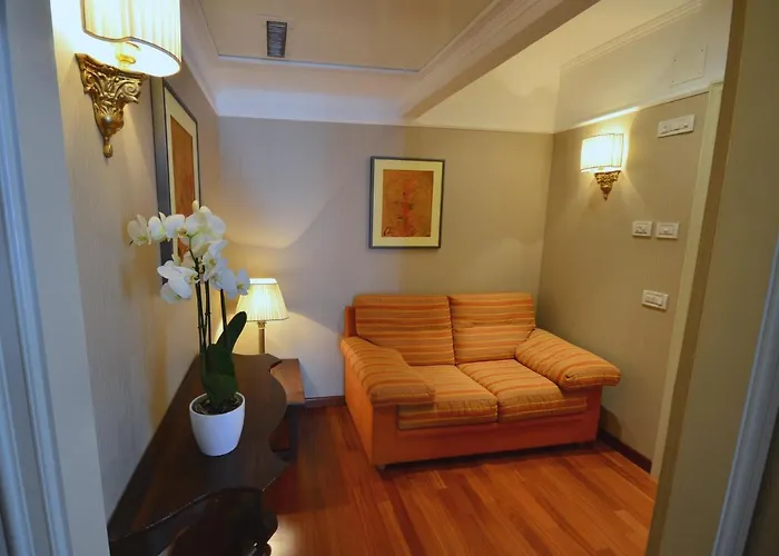 Hotel Astoria Italia 4*